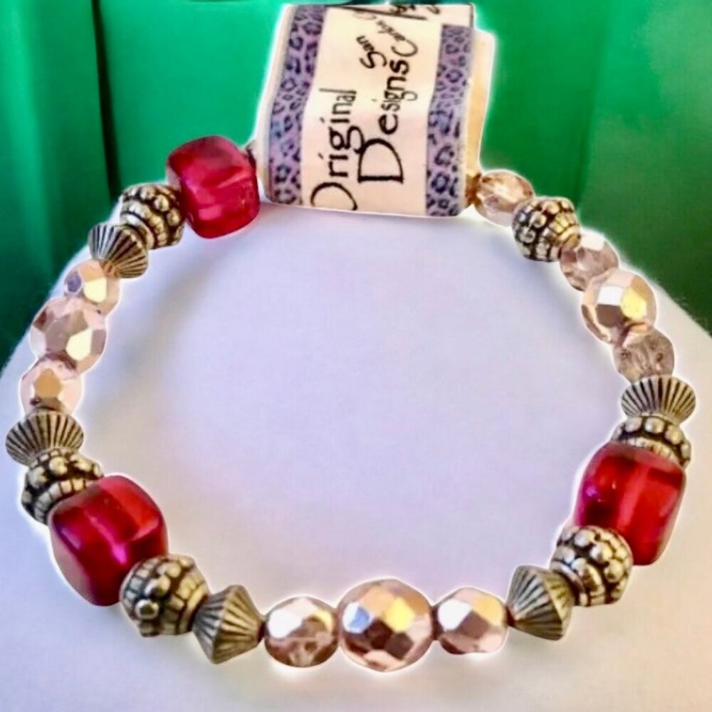 Original Designs Stretch Bracelet Glass & Metal Beads Handcrafted NEW